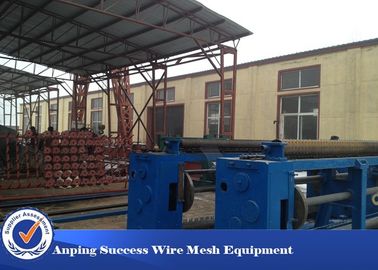 La Chine machine hexagonale de fabrication de fil de 0.7mm pour la fabrication de fil galvanisée de stuc de construction fournisseur