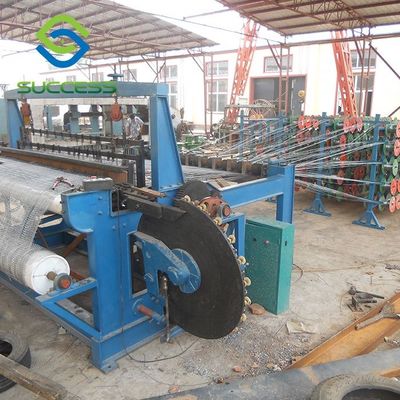 La Chine 0.4-2.5 mm sortie machine à treillis métalliques à treillis pour fil d'acier inoxydable galvanisé / revêtu en PVC fournisseur