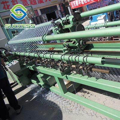 La Chine Machine de fabrication de treillis métalliques à grande vitesse pour la production de treillis blancs 100 m/min Vitesse pour la production de treillis métalliques à grande vitesse fournisseur